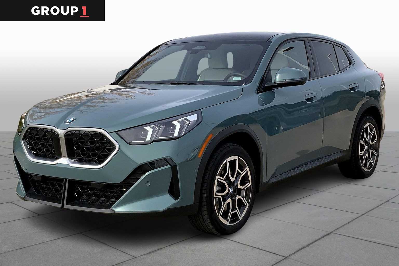 2026 BMW X2 28i's photo