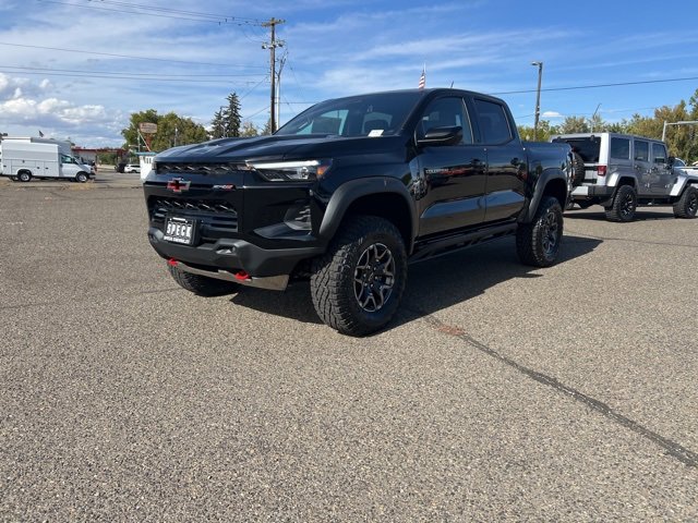 2026 Chevrolet Colorado ZR2 photo 3