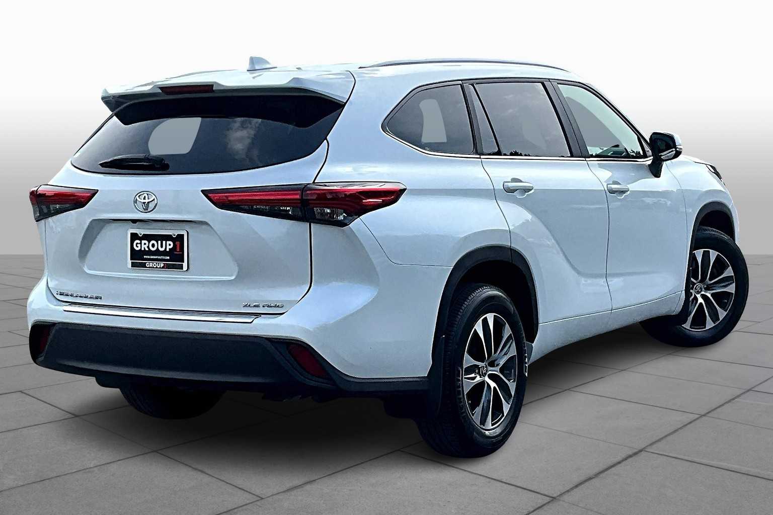 2023 Toyota Highlander Limited Platinum XLE XSE photo 12