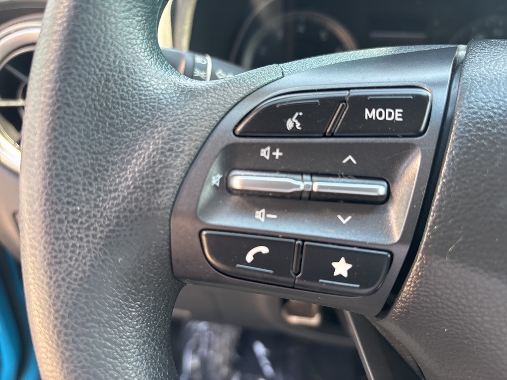2023 Hyundai Kona SEL photo 22