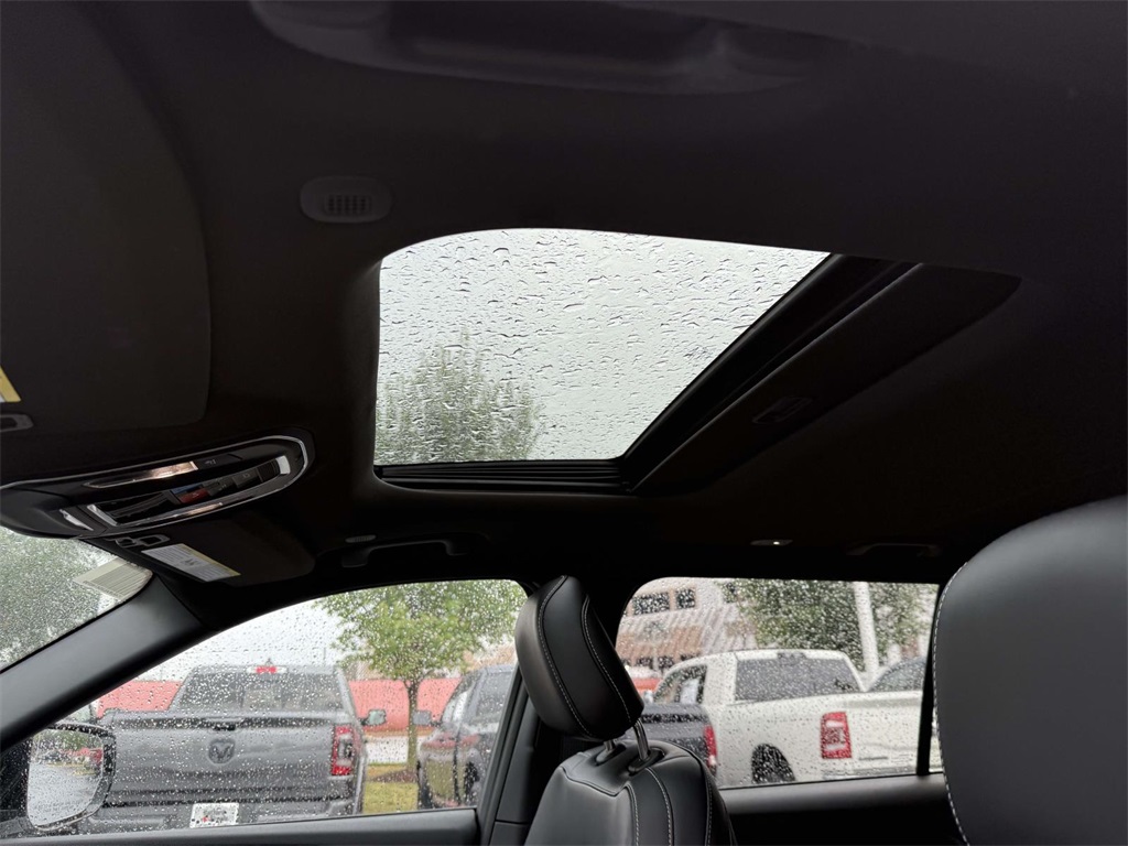 2025 Jeep Grand Cherokee Altitude X photo 3