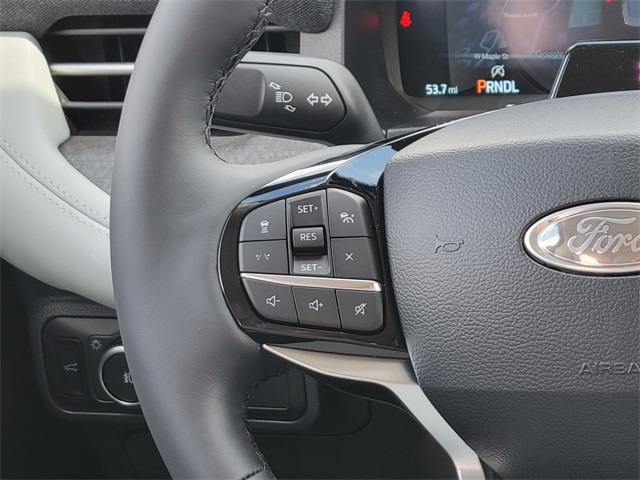 2025 Ford Explorer Platinum photo 28