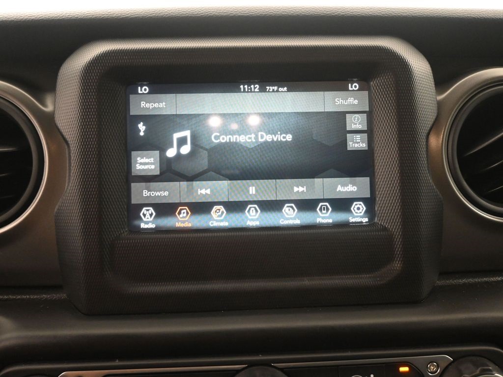 2022 Jeep Wrangler Sport S photo 3