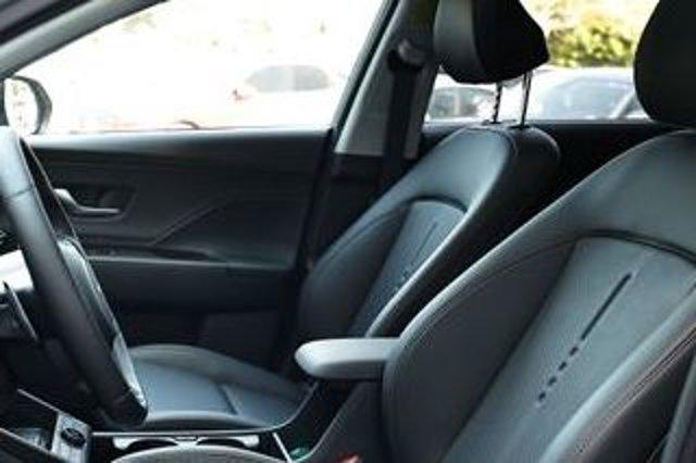 2026 Hyundai Kona Limited photo 7