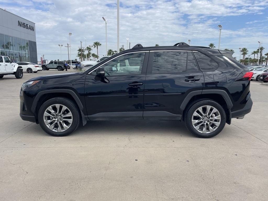 2024 Toyota RAV4 XLE Premium photo 5