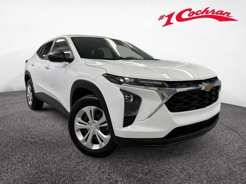 2024 Chevrolet Trax LS's photo