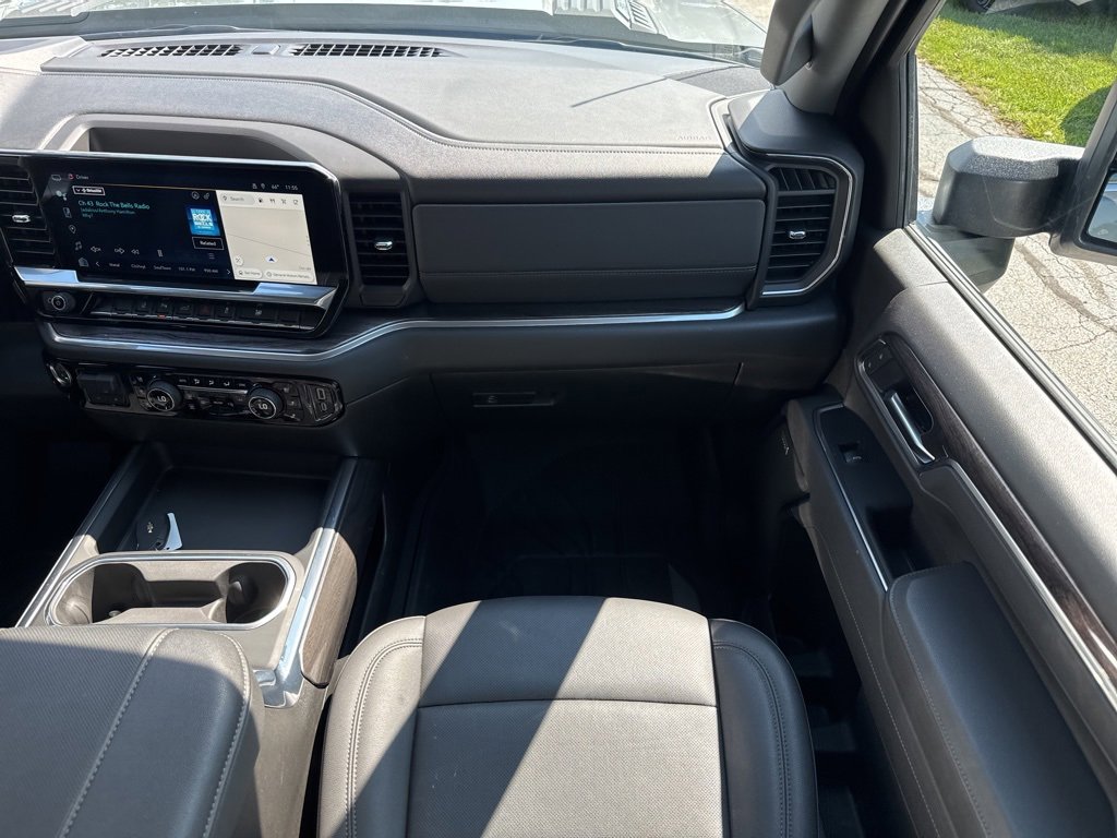 2025 Chevrolet Silverado 3500HD LTZ photo 24