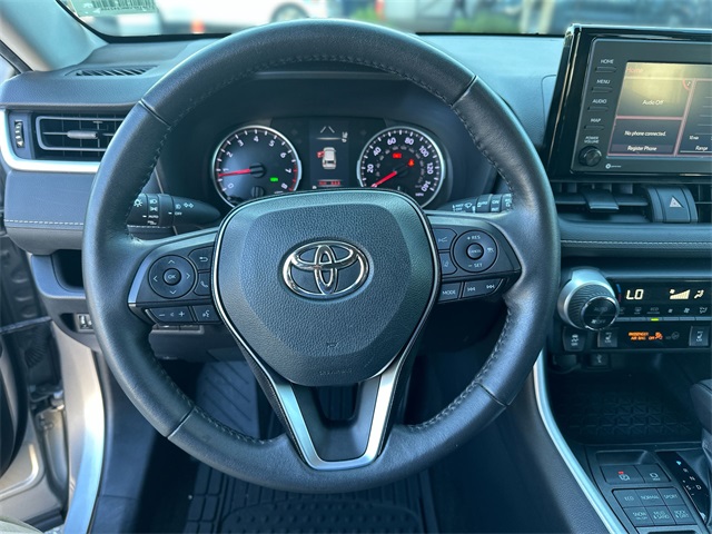 2021 Toyota RAV4 XLE photo 15