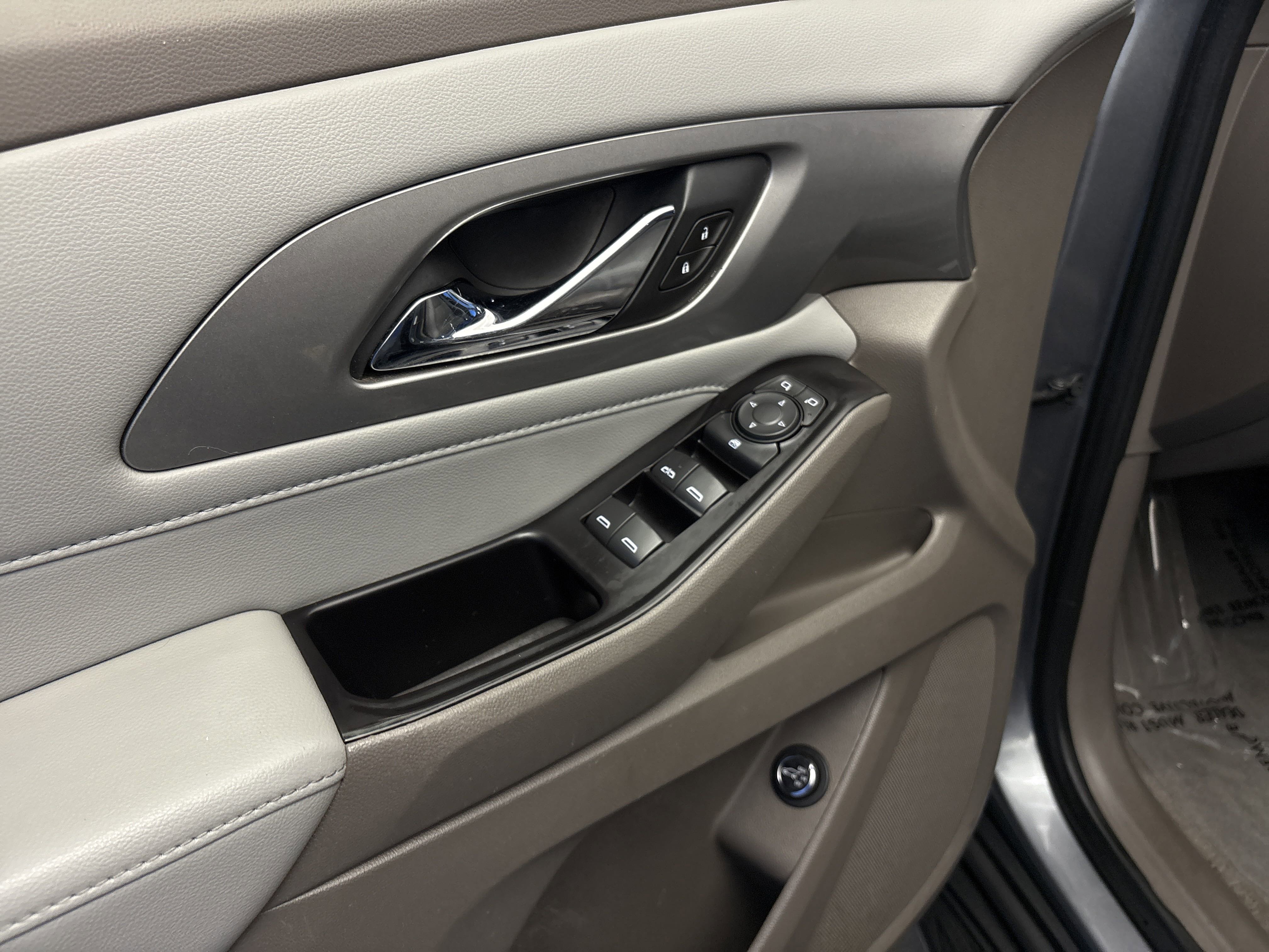 2020 Chevrolet Traverse Cloth photo 10