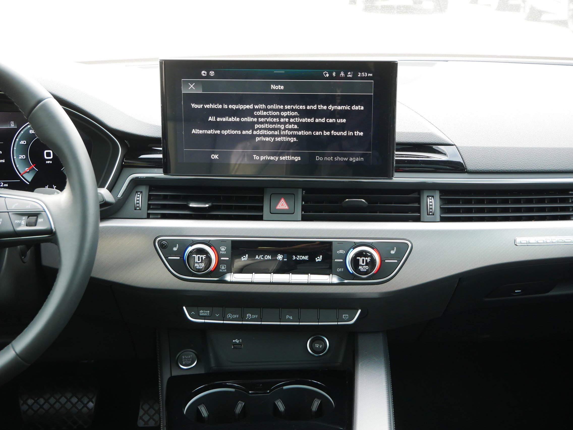2023 Audi A4 S line Quattro Premium Plus photo 14