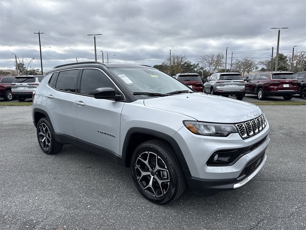 2026 Jeep Compass Limited's photo