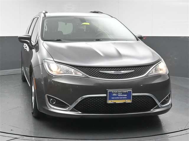 2017 CHRYSLER PACIFICA - Image 2