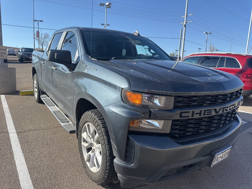 2020 Chevrolet Silverado 1500 Custom photo 3