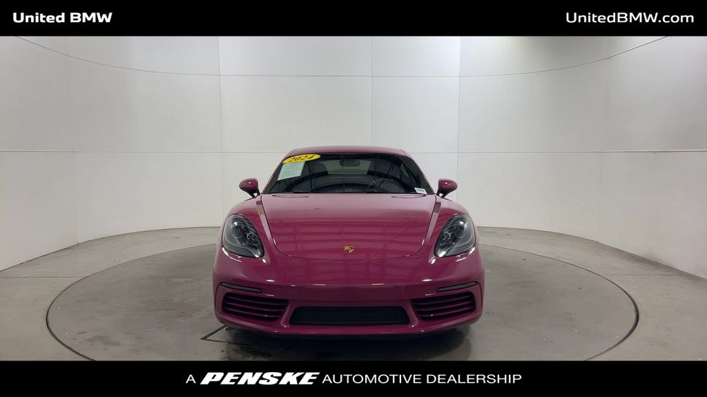 2024 Porsche Cayman Base photo 3