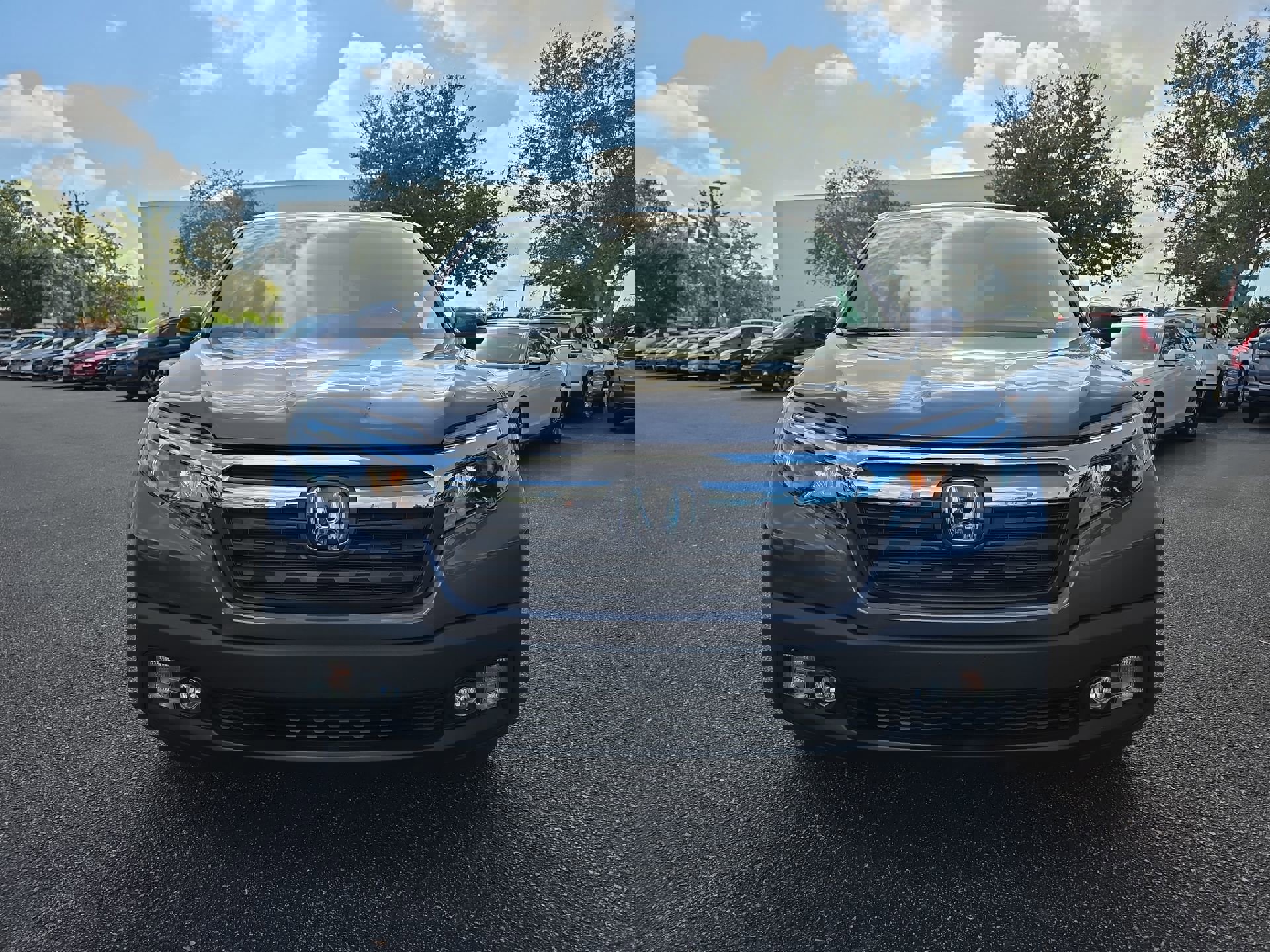 2020 Honda Ridgeline RTL photo 3