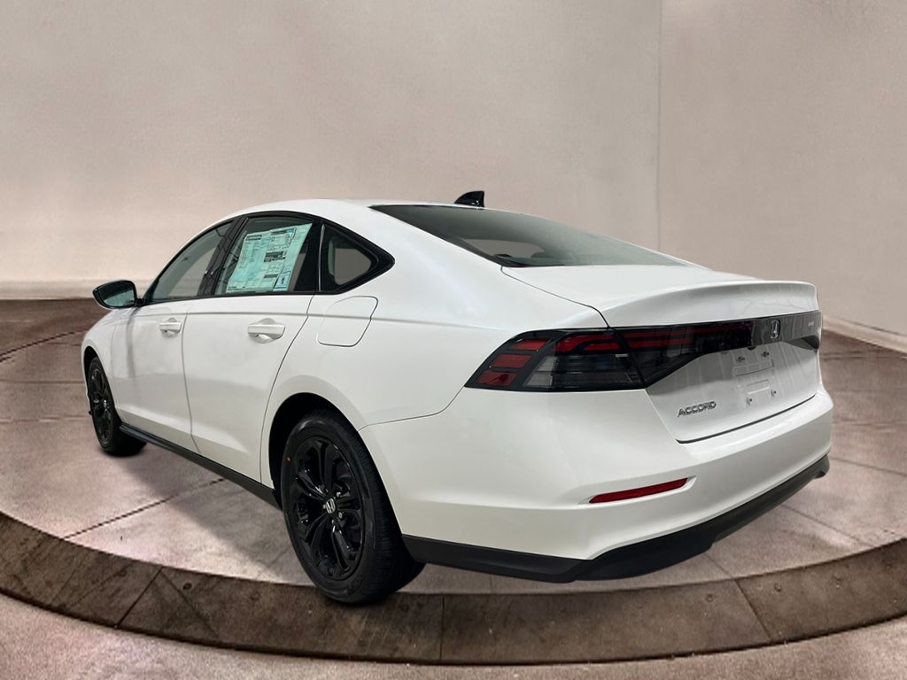 2025 Honda Accord SE photo 3