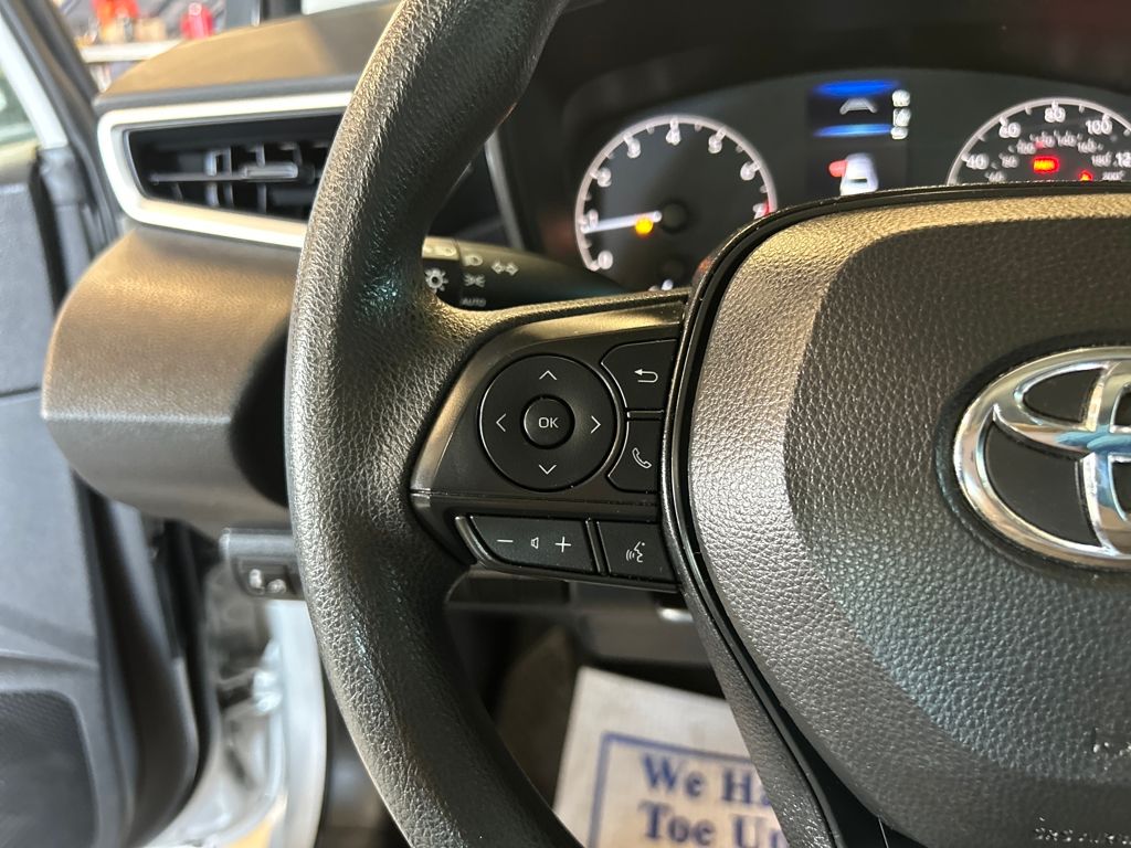 2024 Toyota Corolla LE photo 37