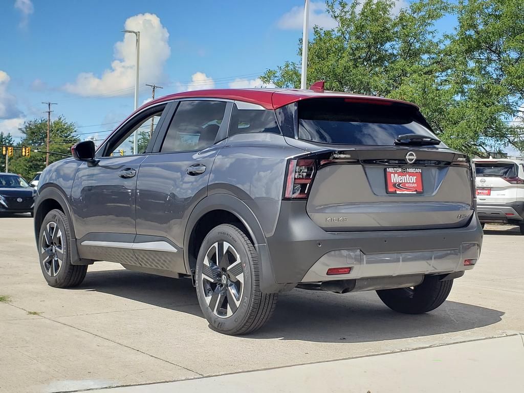 2025 Nissan Kicks SV photo 4