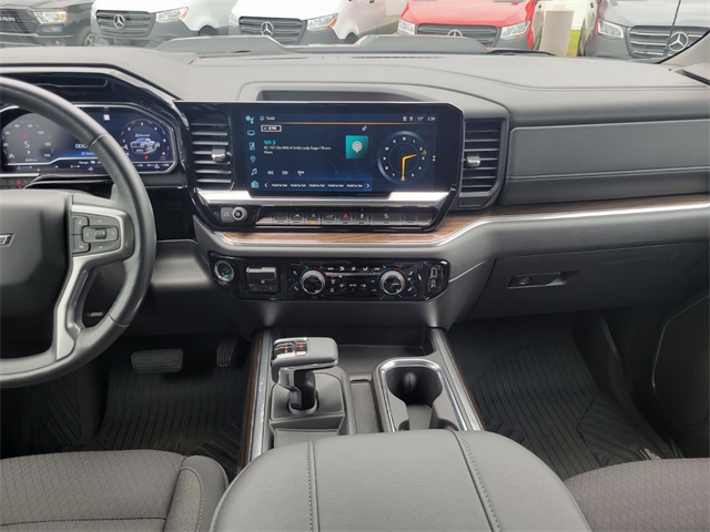 2023 Chevrolet Silverado Trail Boss LT photo 13