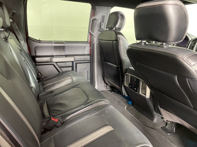 2018 Ford F-150 Platinum photo 16