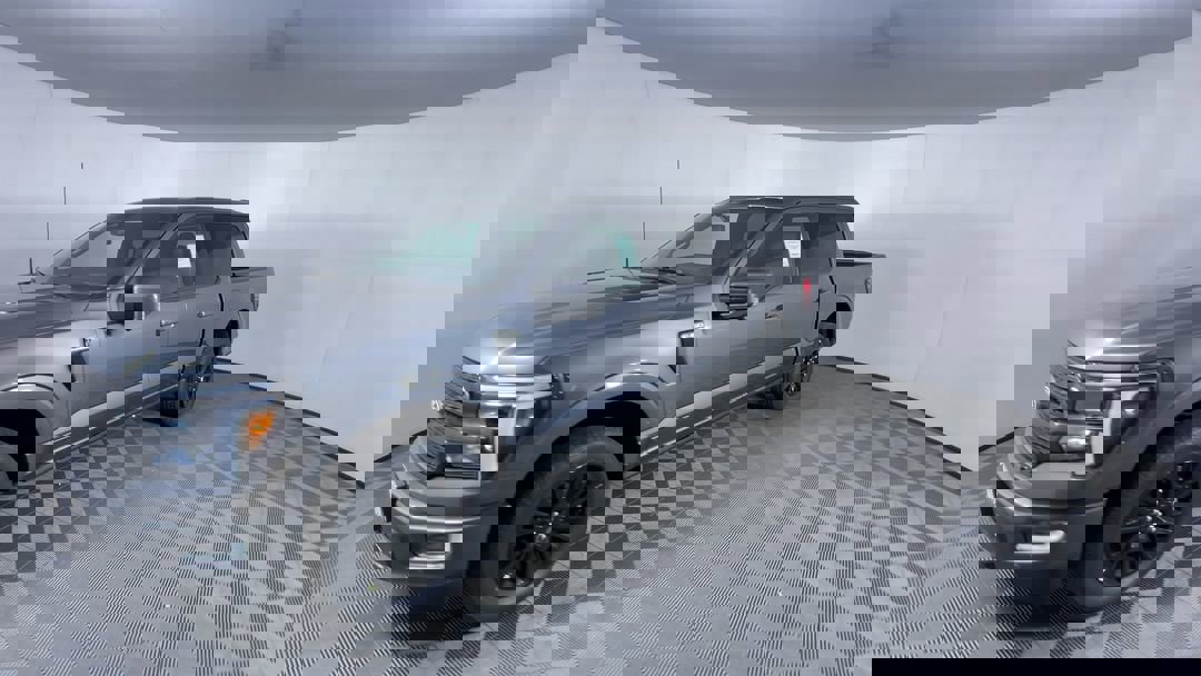 2025 Ford F-150 Platinum photo 4