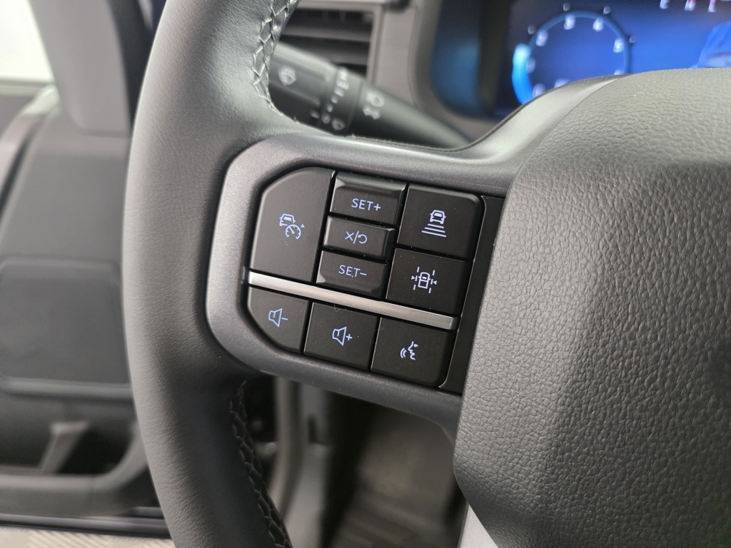 2025 Ford F-150 XLT photo 27