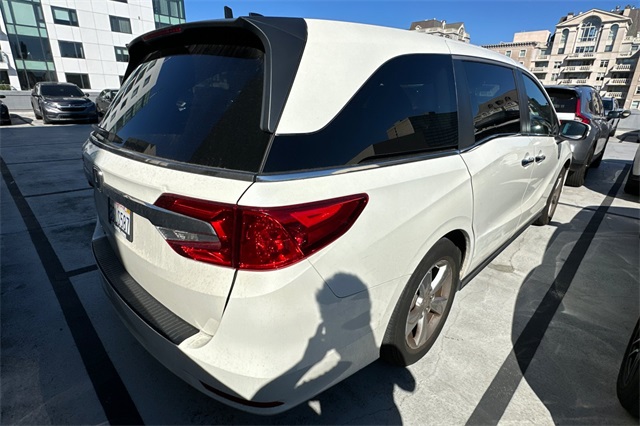 2019 Honda Odyssey EX-L photo 3
