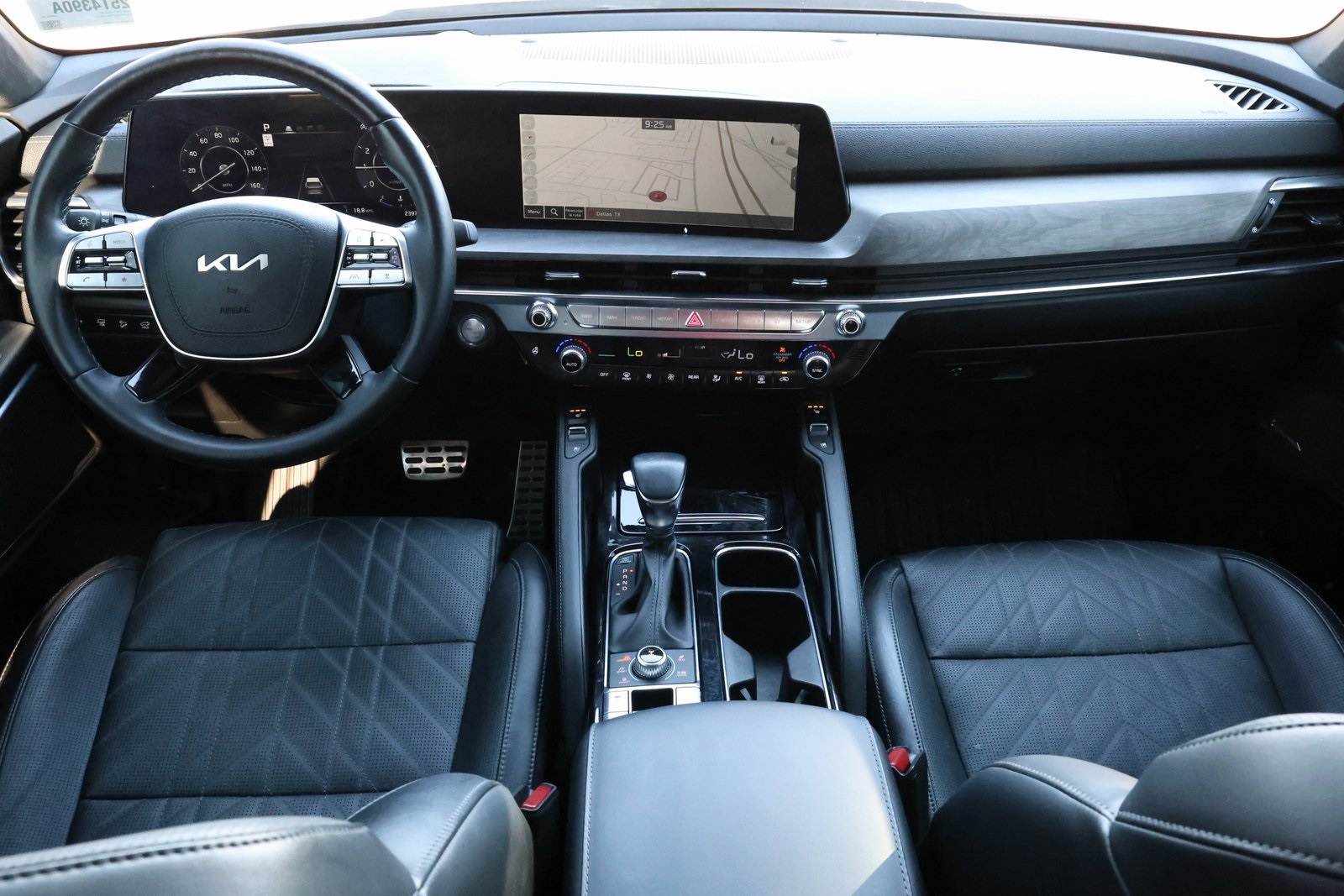 2024 Kia Telluride X-Line photo 2