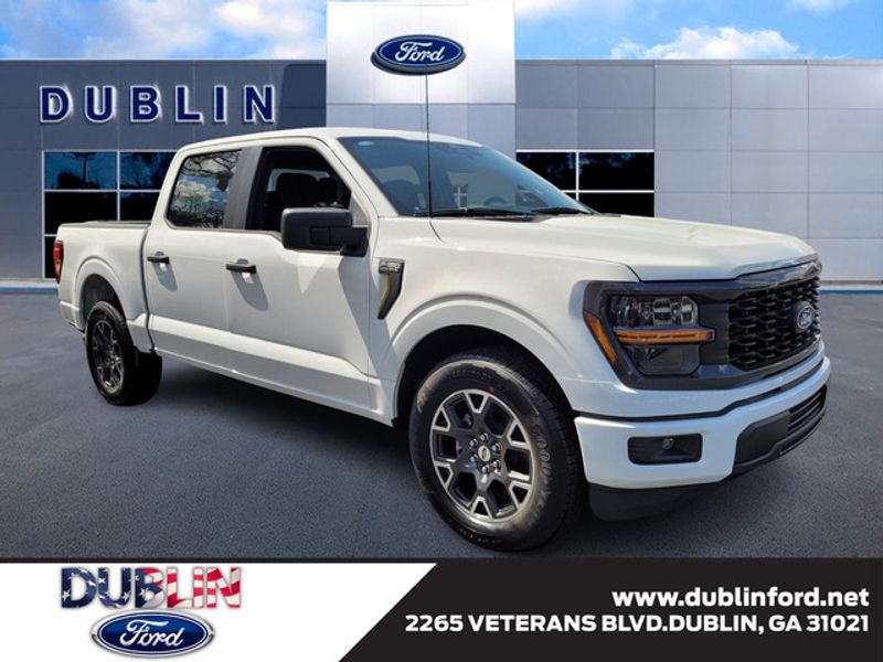 2025 Ford F-150 STX's photo