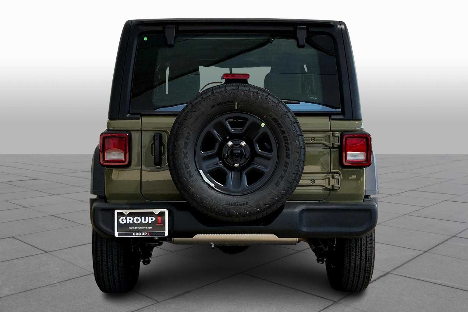 2025 Jeep Wrangler Sport photo 4
