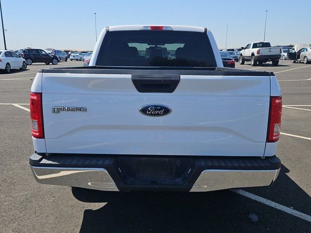 2017 Ford F-150 XLT photo 3