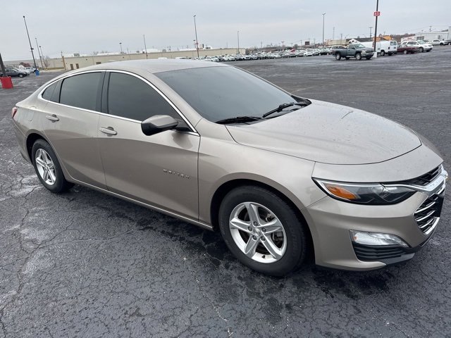 2022 Chevrolet Malibu 1LT photo 3