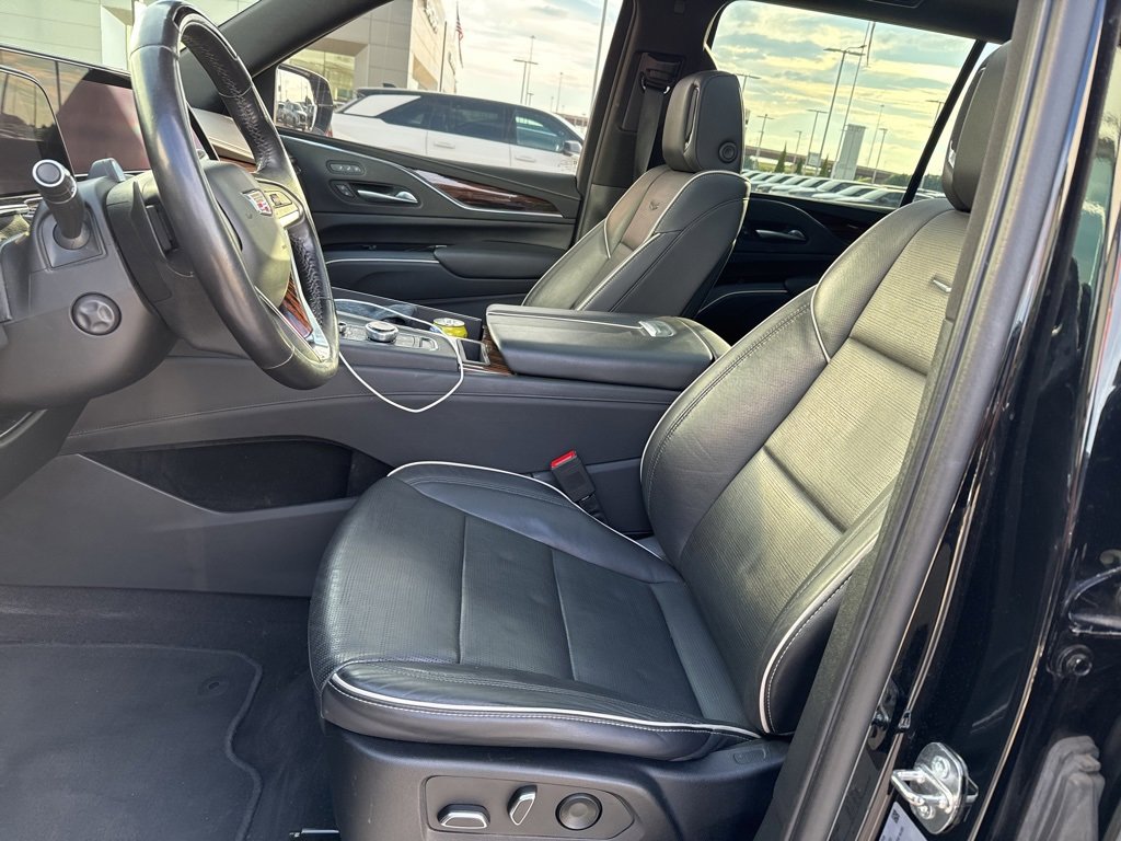 2023 Cadillac Escalade ESV Premium Luxury photo 10