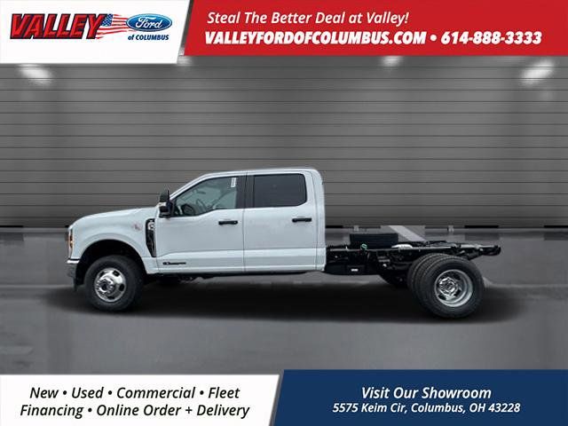 2025 Ford F-350 photo 3