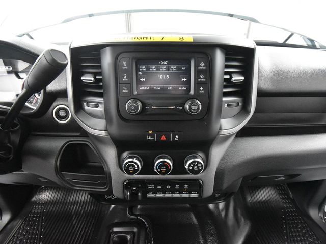 2024 Ram 3500 Tradesman photo 25