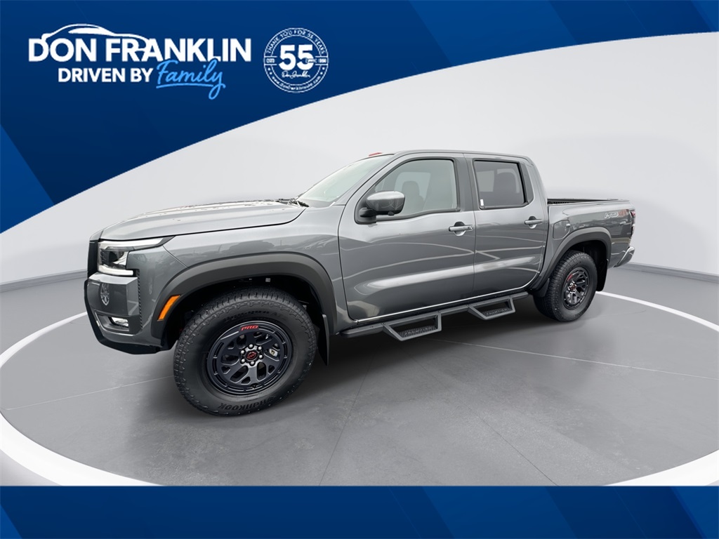 2026 Nissan Frontier PRO-4X's photo