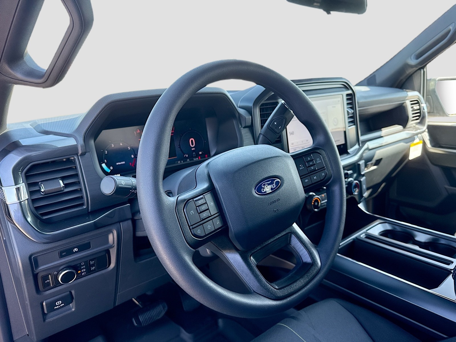 2025 Ford F-150 STX photo 9