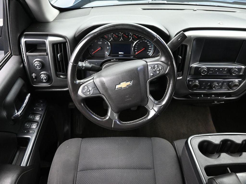 2018 Chevrolet Silverado 1500 LT photo 9