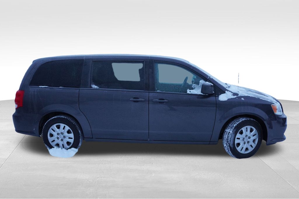 Used 2019 Dodge Grand Caravan SE with VIN 2C4RDGBG9KR789675 for sale in Lakeville, MN