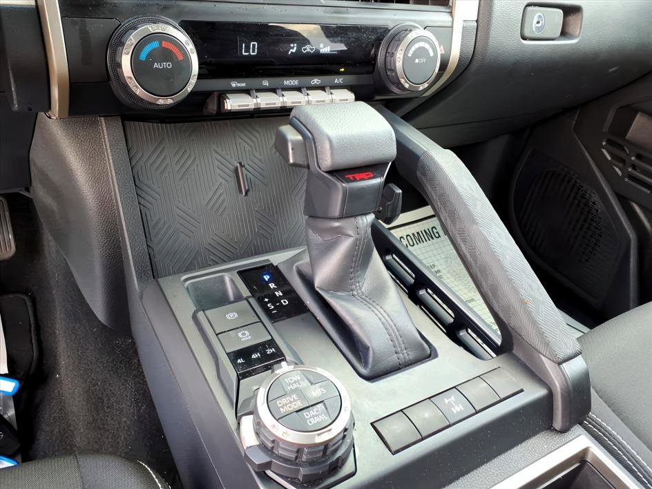 2024 Toyota Tacoma TRD photo 16