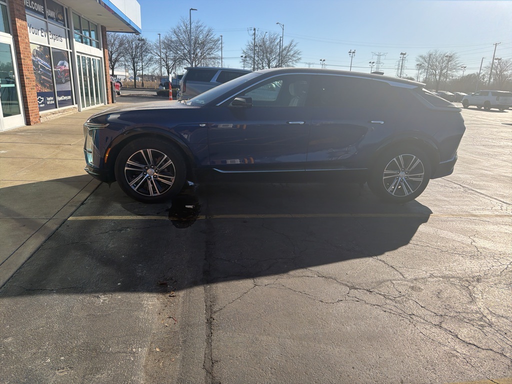 2024 CADILLAC LYRIQ - Image 4