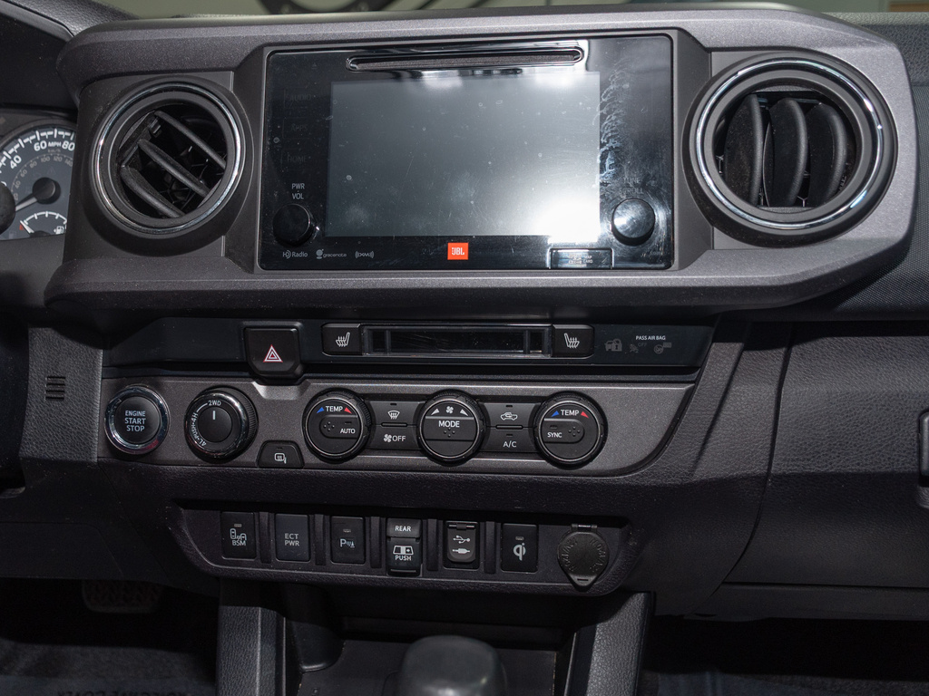 2019 Toyota Tacoma TRD Sport photo 12