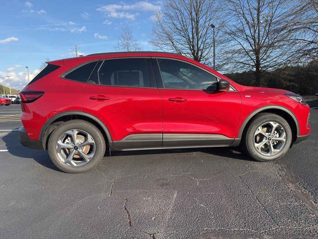 2025 Ford Escape ST-Line photo 10