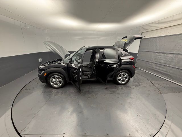 2023 Hyundai Kona SEL photo 17