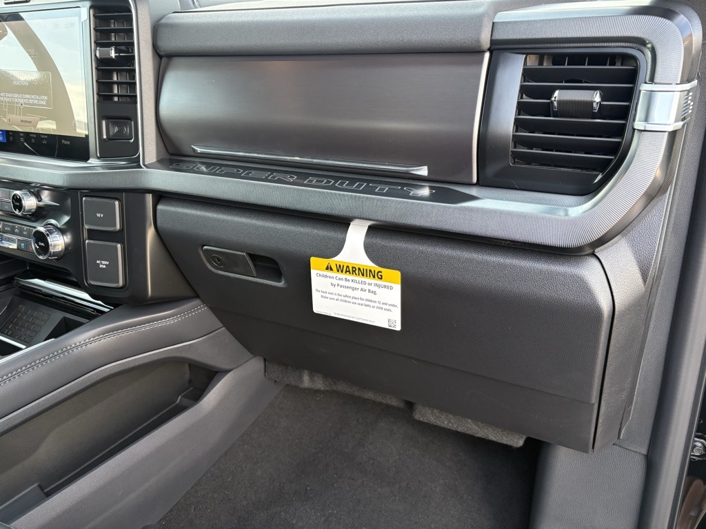 2026 Ford F-350 Platinum photo 26