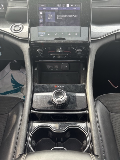 2022 Jeep Grand Cherokee Altitude photo 5