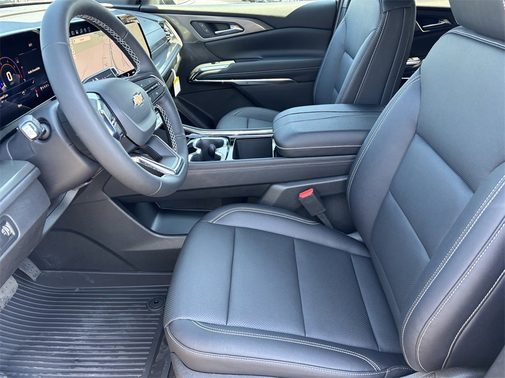 2026 Chevrolet Traverse photo 12