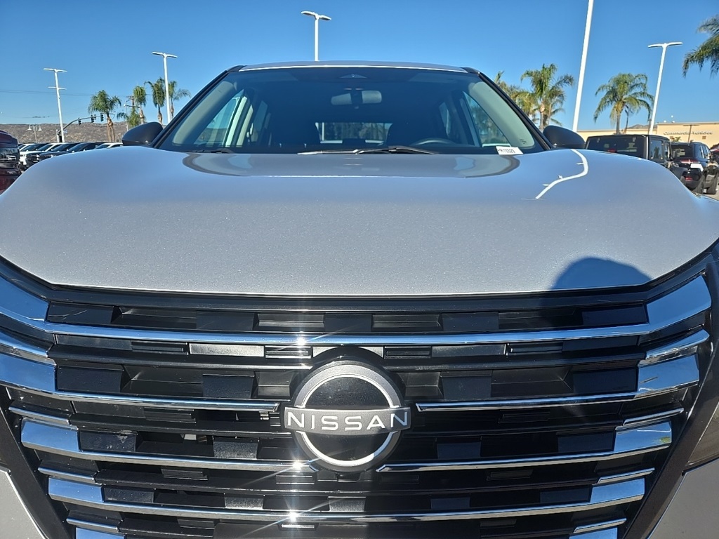 2024 Nissan Rogue S photo 2