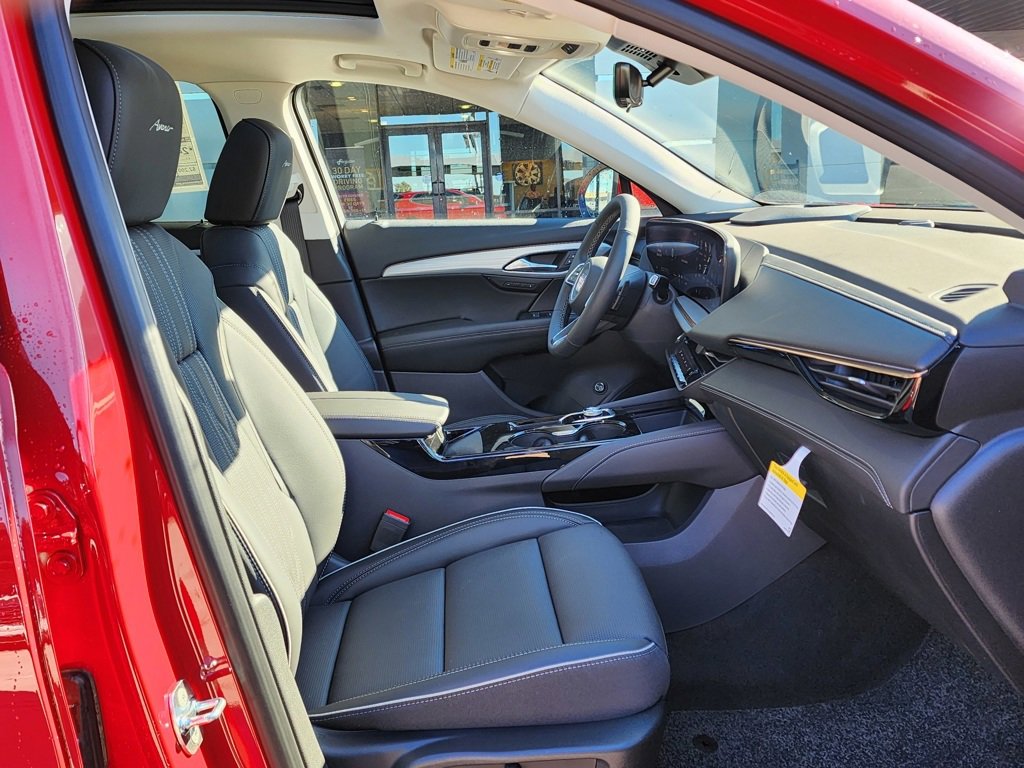 2025 Buick Envision Avenir photo 38