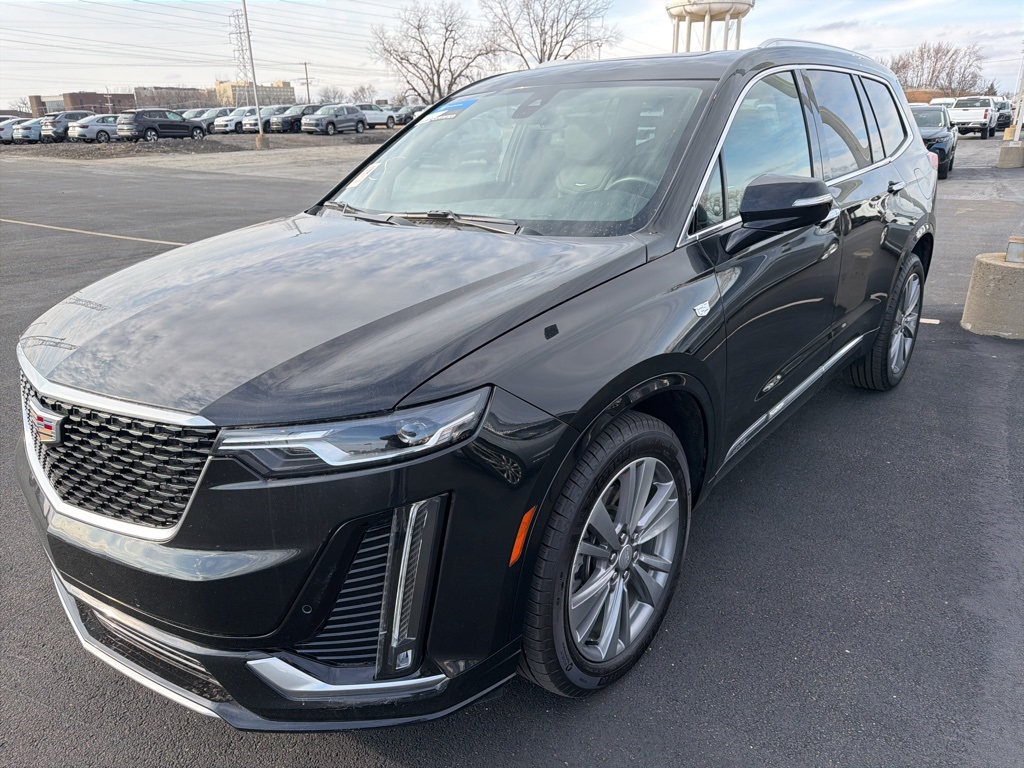 2024 CADILLAC XT6 - Image 1